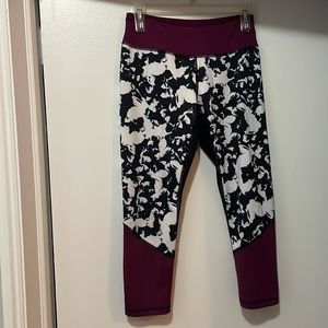 ZELLA black, white and purple legging with mesh panel